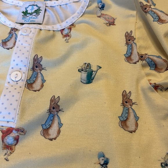 Southern Taters Pale Yellow Rabbit Themed 2-Piece Pajama Set - Picture 5 of 6